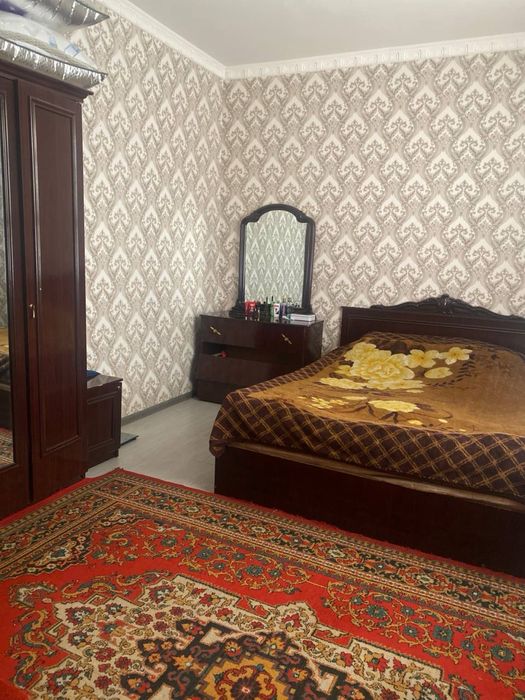 Qibray tumanida 10 sotix yerli, 4 xonali uy sotiladi