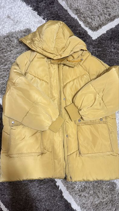 Продам женскую куртку