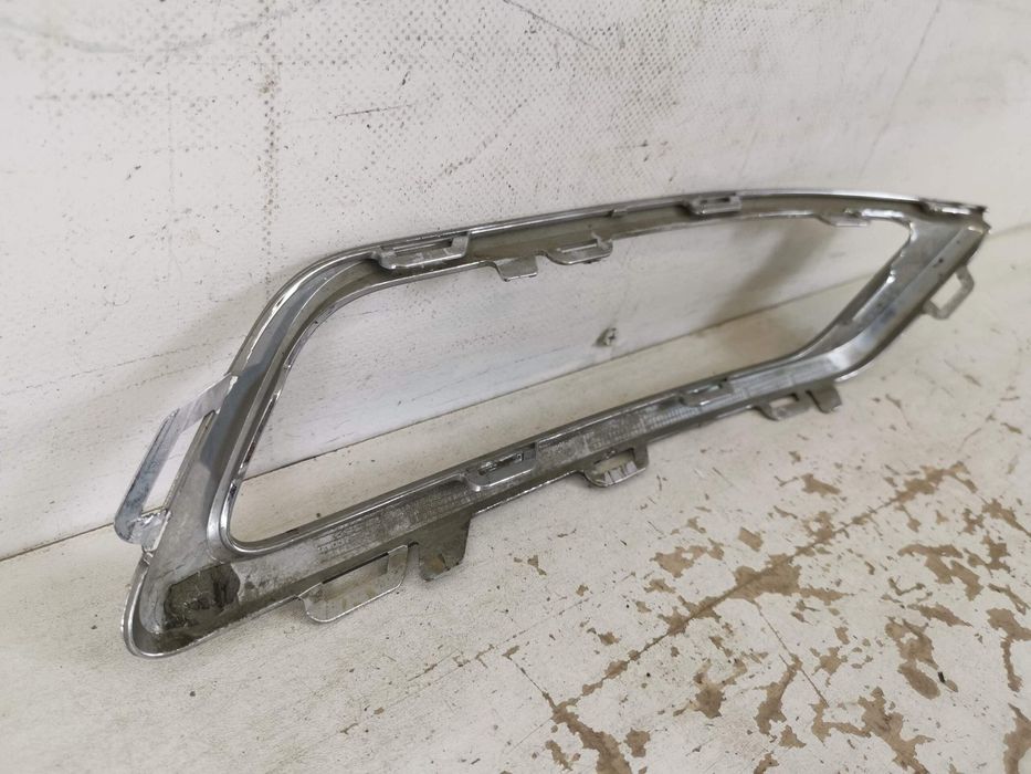 Хромиран Орнамент Задна Броня Дясна Страна Фолксваген / Volkswagen VW