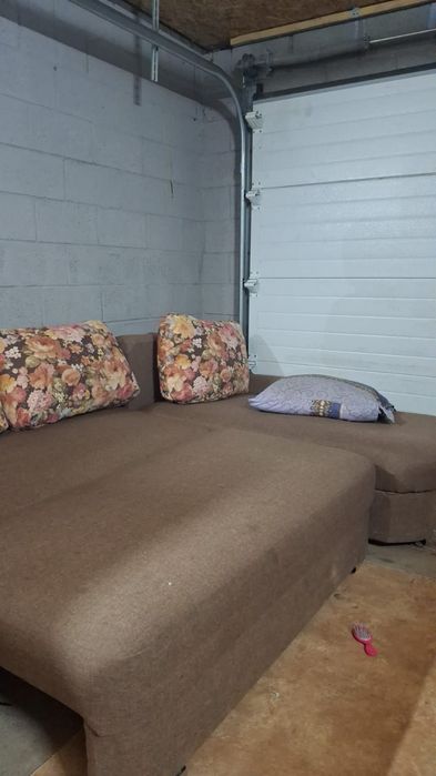 Продам  диван в хорошем состоянии