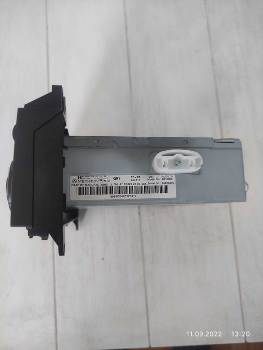 Продавам аудио система за Мерцедес