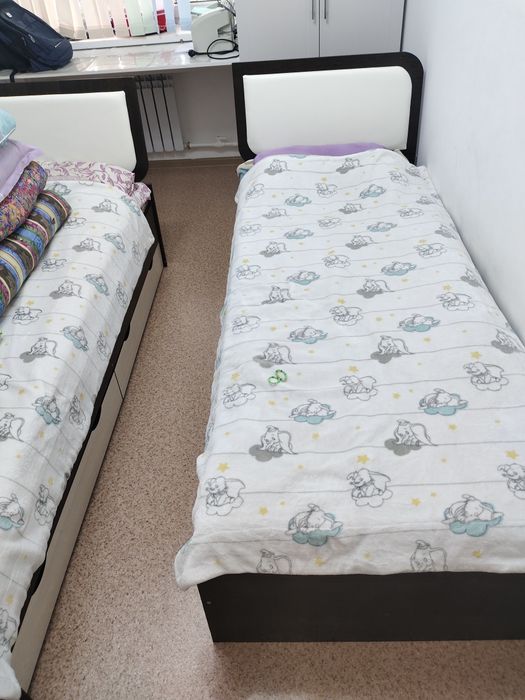 Продам кровать 2 штуки, каждая по 50000тнг в хорошем состоянии