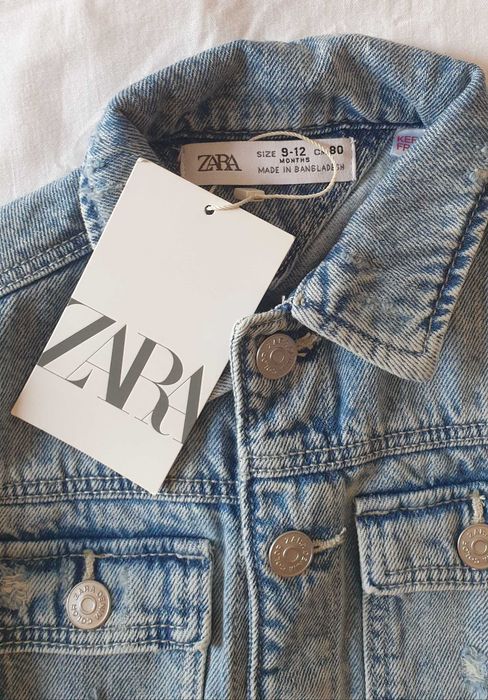 Vand geaca blugi  Zara pentru fetite marimea 80