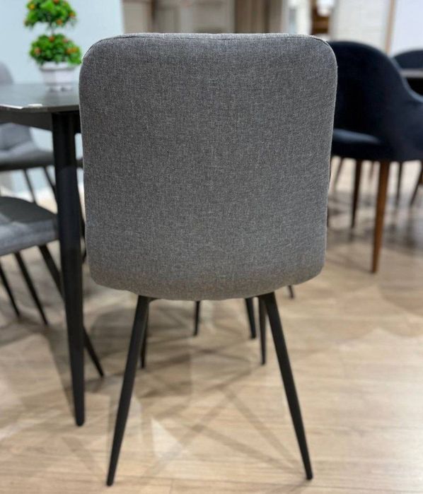 Обеденный стол и стулья по акции