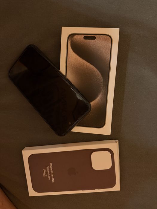 Vand Iphone 15 Pro Max 512 GB
