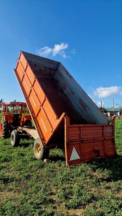 Remorca basculabila 3 părți
