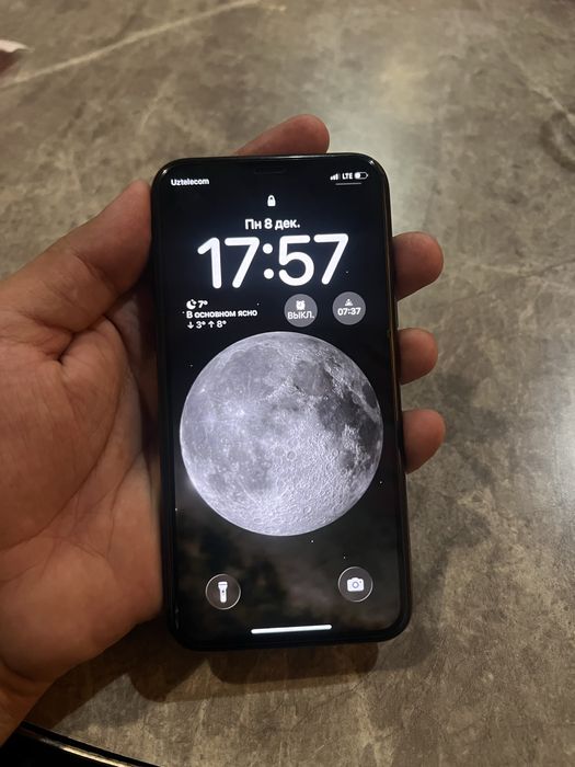 Iphone 11 pro green 256 srochni 250$