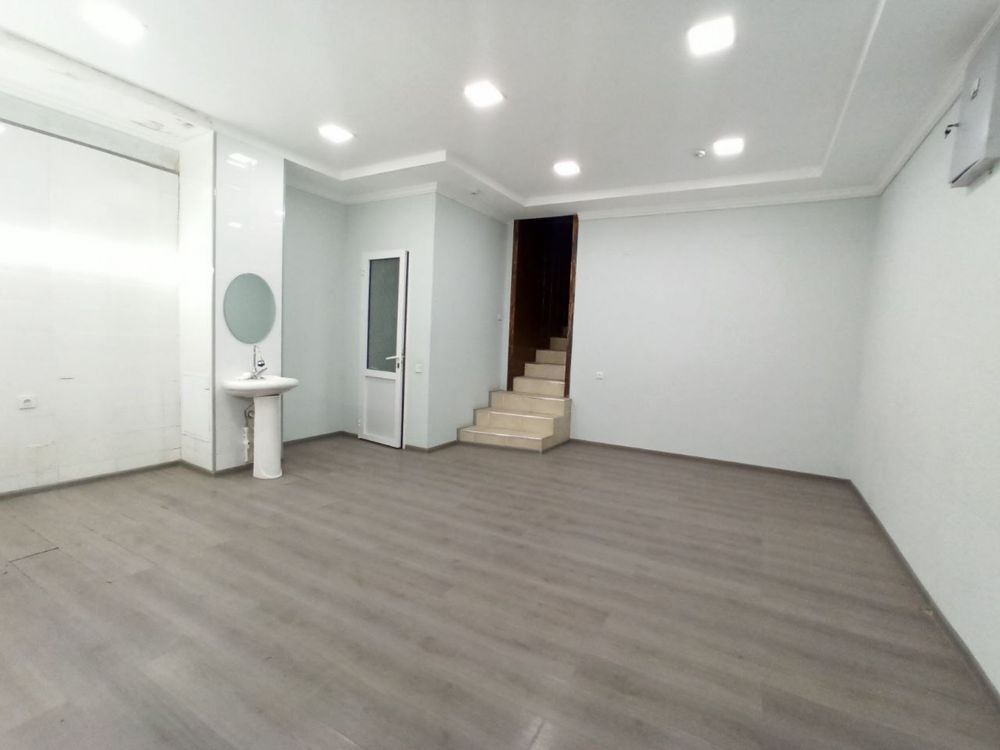 Офис 150 м2 Дархан , вдоль дороги