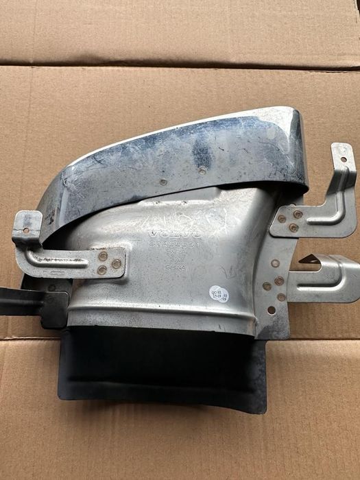Tips ornament toba spate dreapta Volvo V60CC 31455531