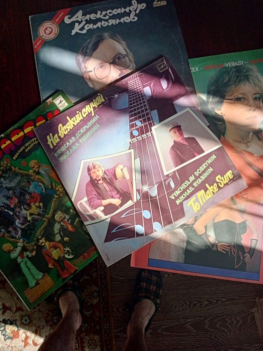 Продам пластинки разные