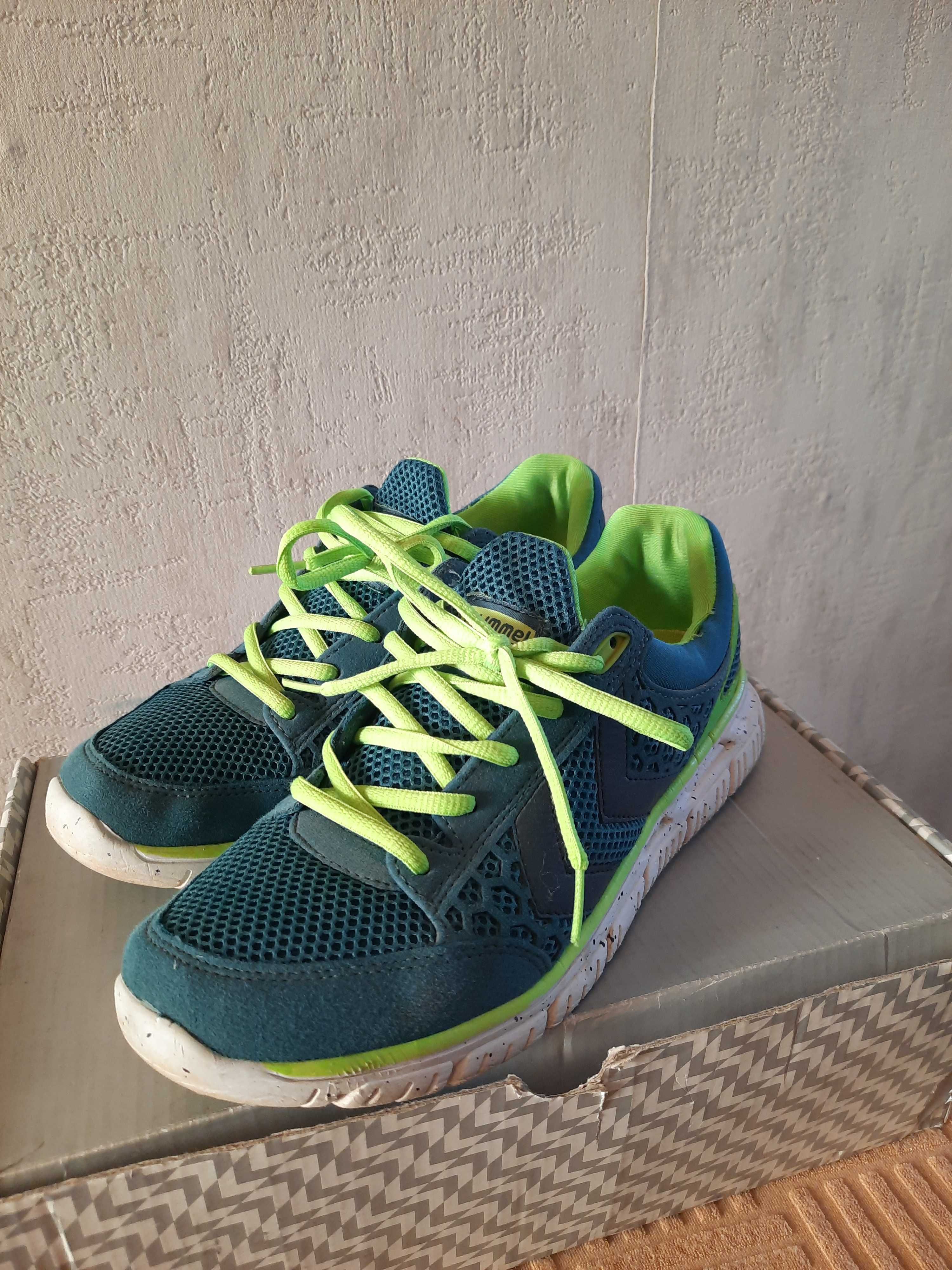Маратонки Hummel