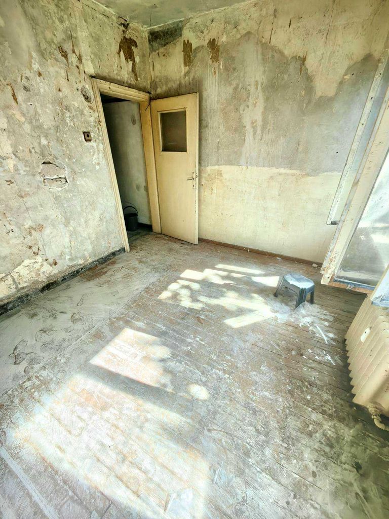 Продава се Едностаен апартамент в Перник, Център - 50 кв.м за 1300 €/кв.м - Снимка #7
