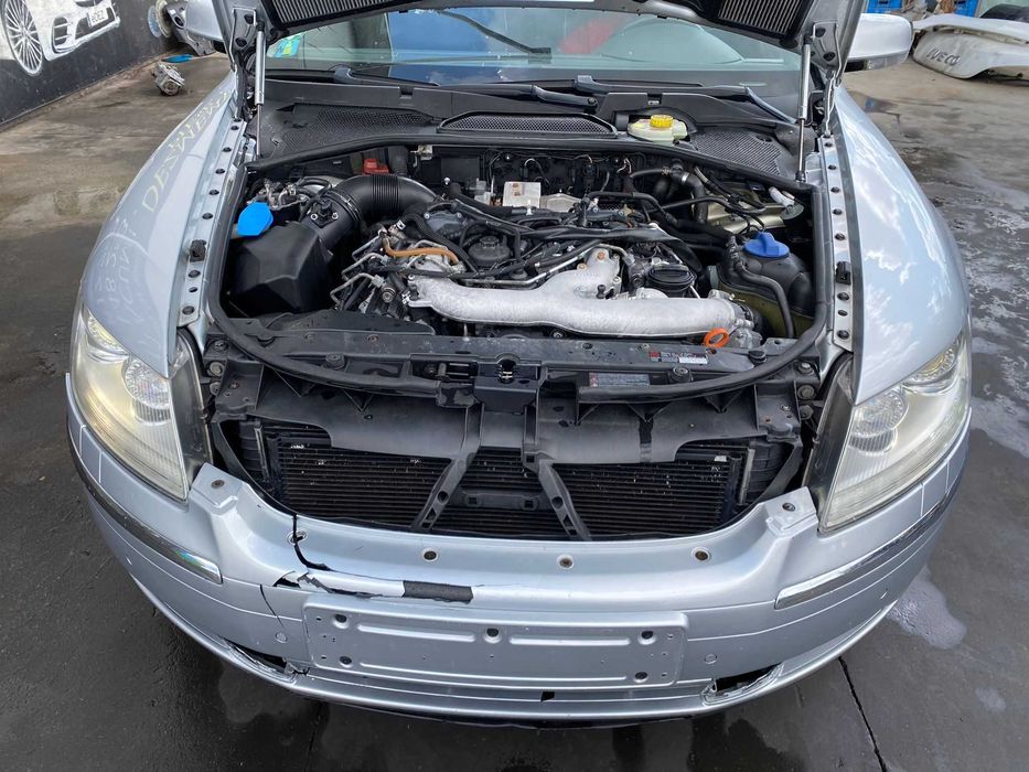 dezmembrez vw Phaeton 3.0 tdi Euro 5/usa fata phaeton/faruri phaeton