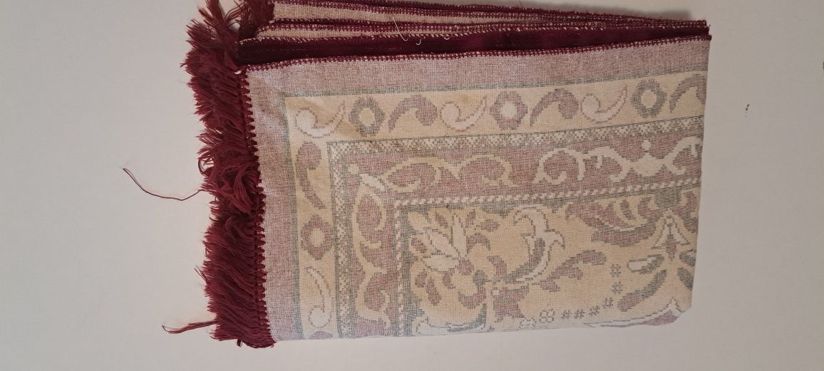 Cuvertura pat tip persian
