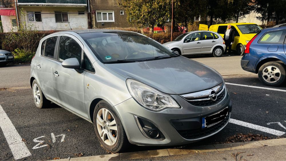 Opel Corsa an fabricatie 2012