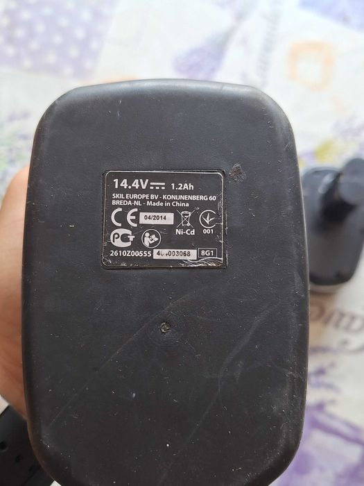 Винтоверт SKIL F015 с зарядно и 2 батерии 14,4V