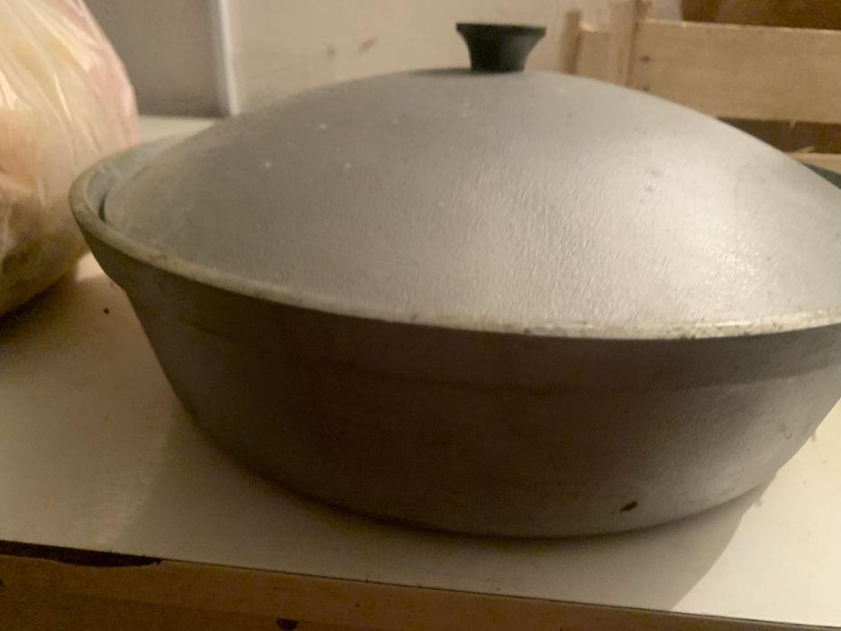 сковордка чугунная