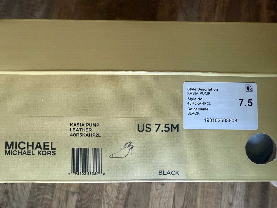 Луксозни дамски обувки Michael Kors Kasia Pump Leather. Чисто нови №38