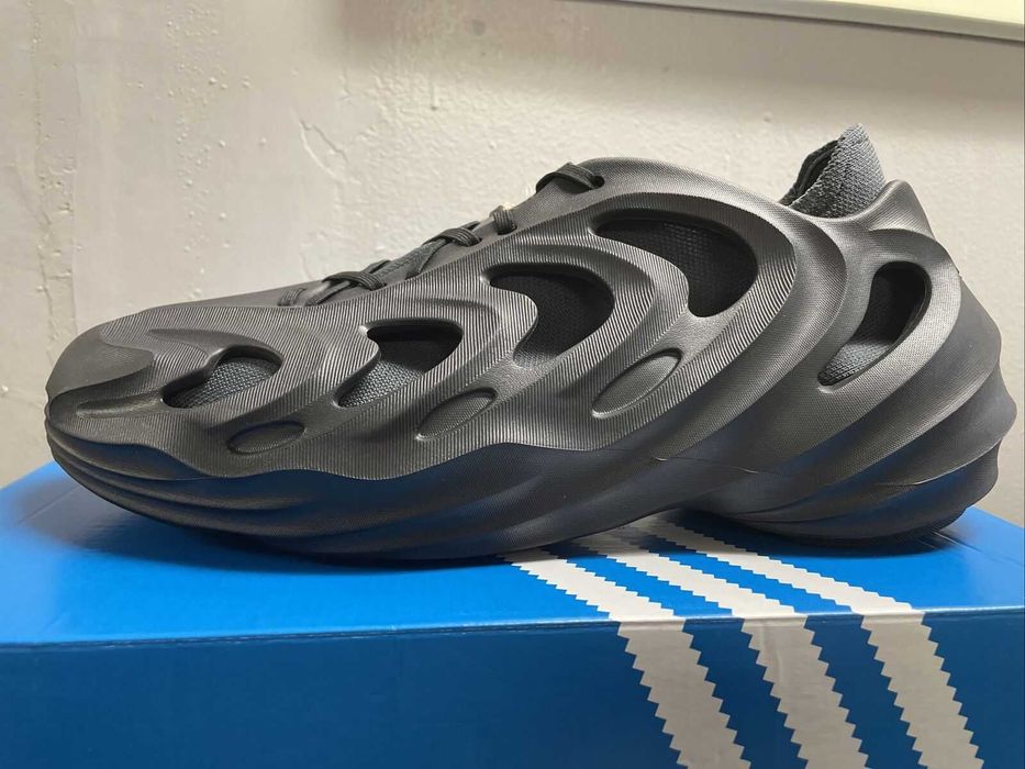 Оригинални маратонки * ADIDAS ADIFOM Model Q * EU42