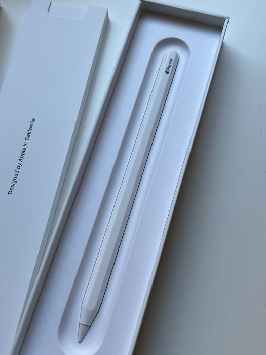 Продавам Apple Pencil 2 ПЕРФЕКТНА!
