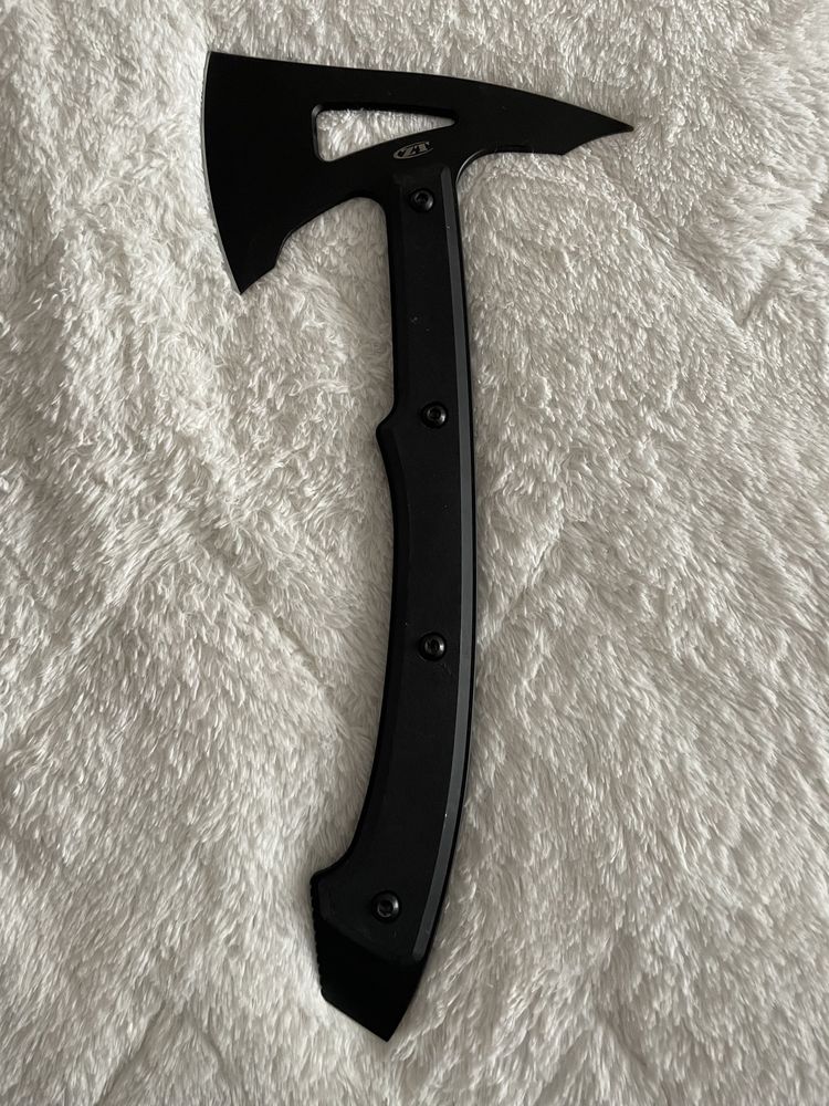 Vand tomahawk Zero Tolerance