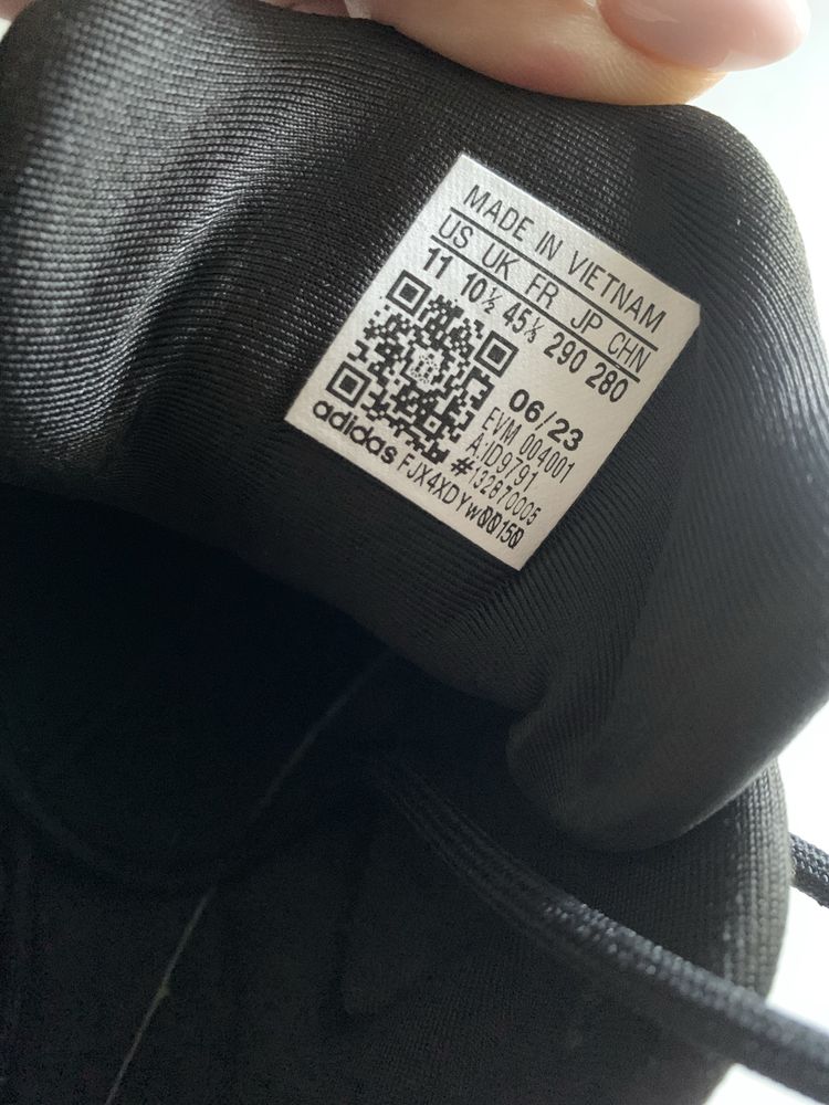 Маратонки adidas