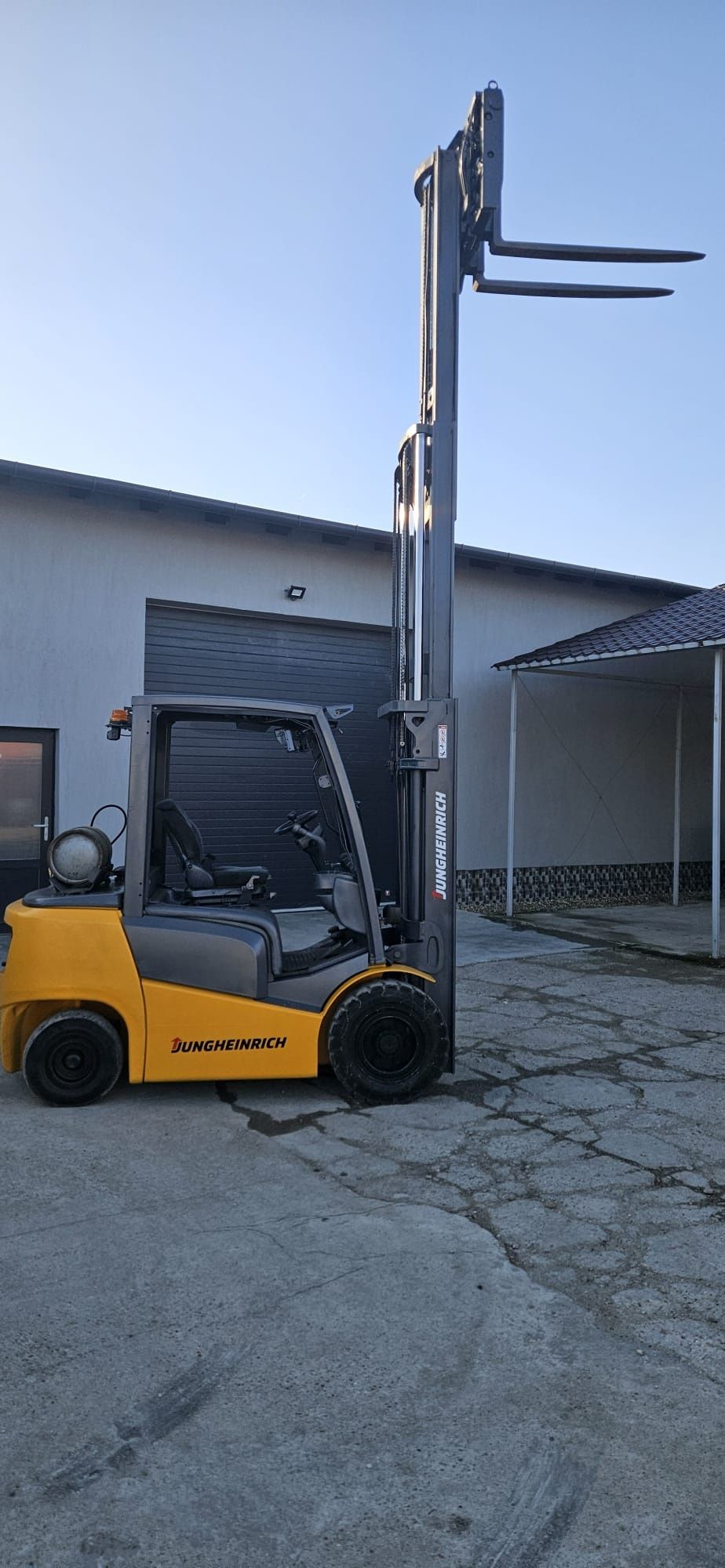 Motostivuitor GPL JUNGHEINRICH TFG 425