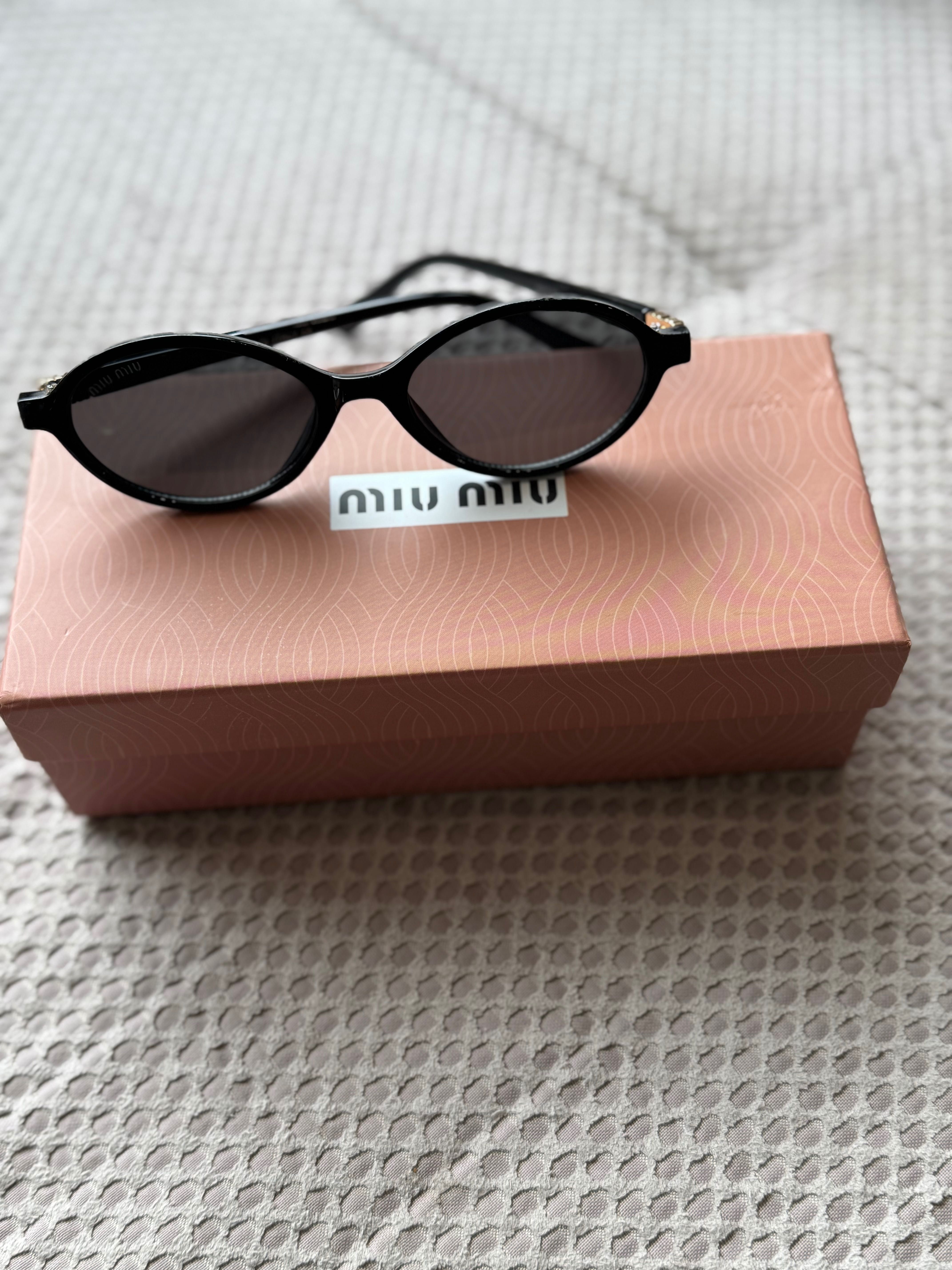 Нови очила miu miu.
