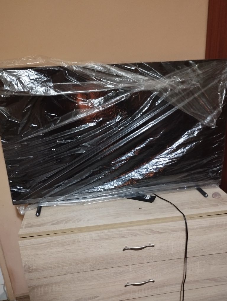 PHILIPS 43PUS7608 UHD LED SMART TV + Google Chromecast