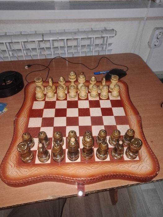 Шахматы продам срочно