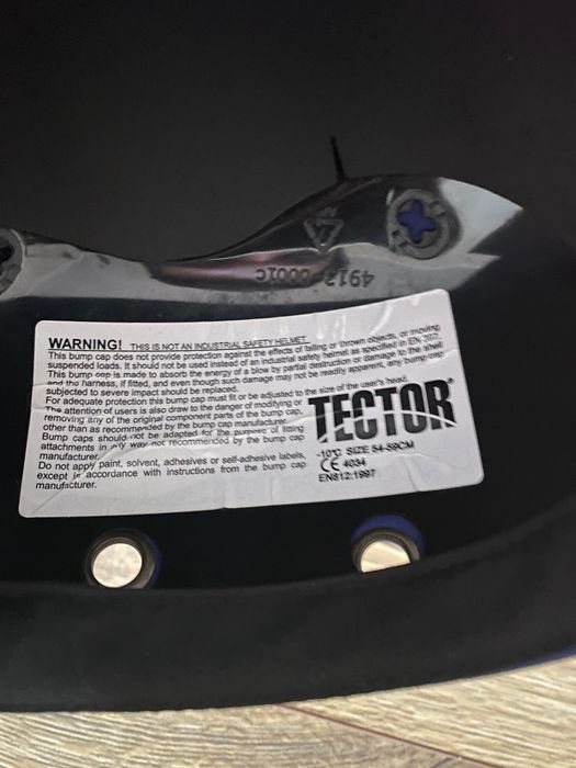 TECTOR-basca tip casca de protectie, constructii, pt barbati