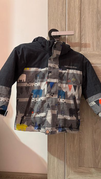 Продам зимнюю детскую куртку со штанами 104 на мальчика