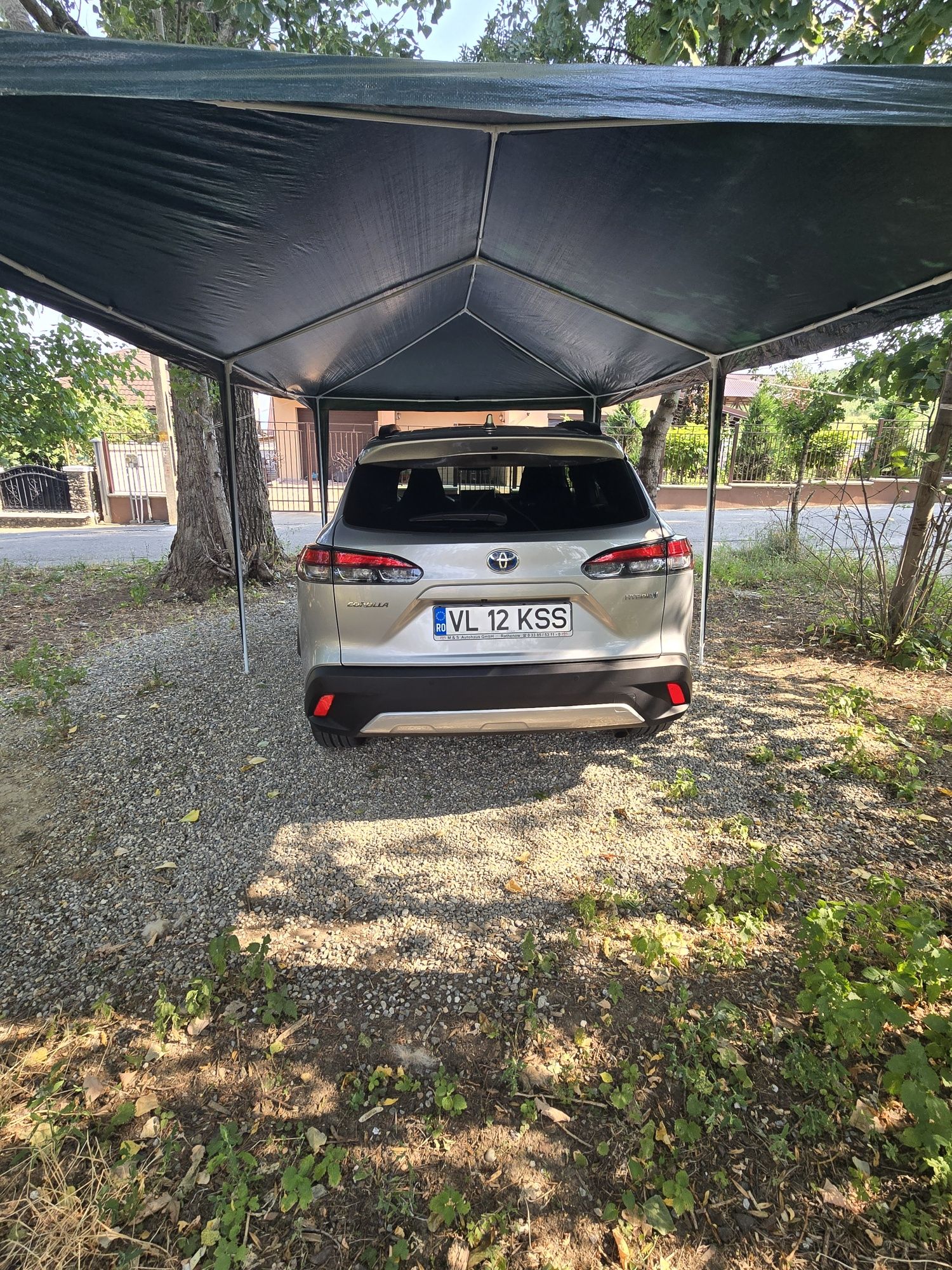 Toyota Corolla Cross Hybrid 4x4 Panoramic!