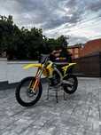 Suzuki RM-Z 250 injectie