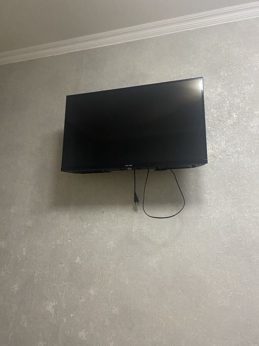 Продам телевизор, б/у только пол года, в отличном состоянии, качество