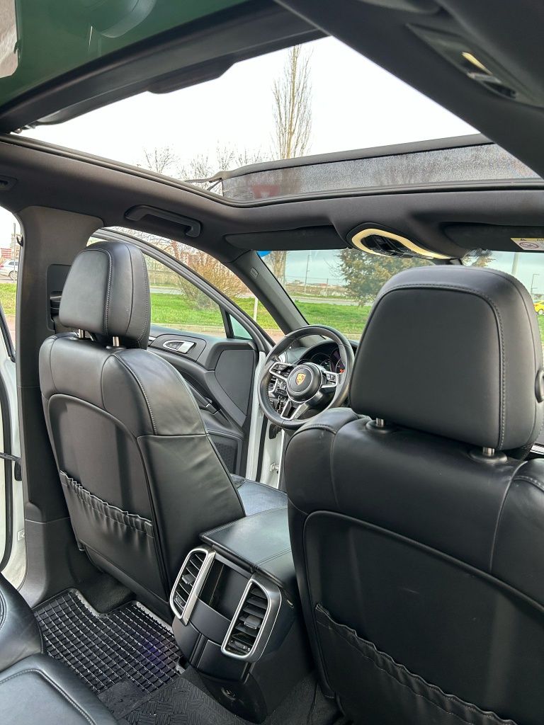 Porsche Cayenne 2016  3.0 V6