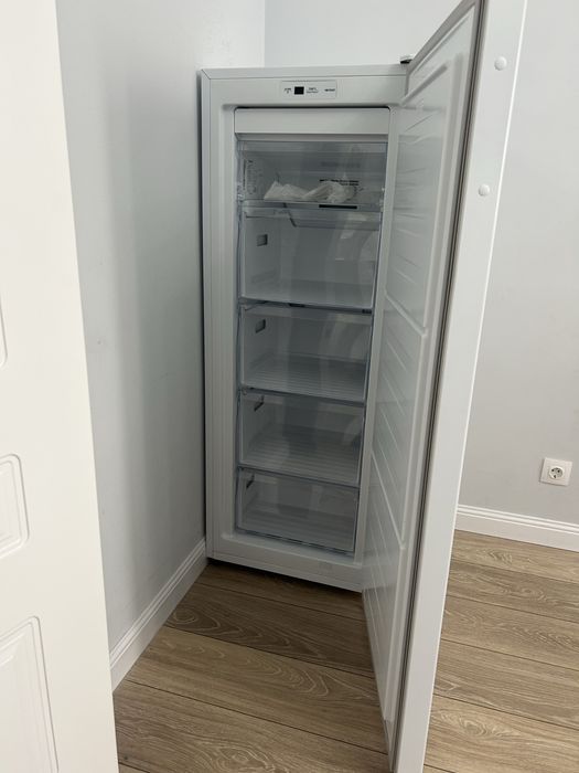 Морозильник в идеальном состоянии