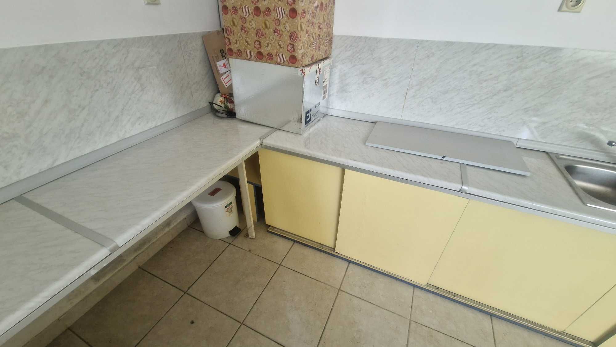 Плотове за кухня