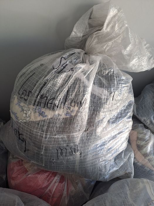 Дрехи 2ра употреба 30лв/чувала РАЗПРОДАЖБА