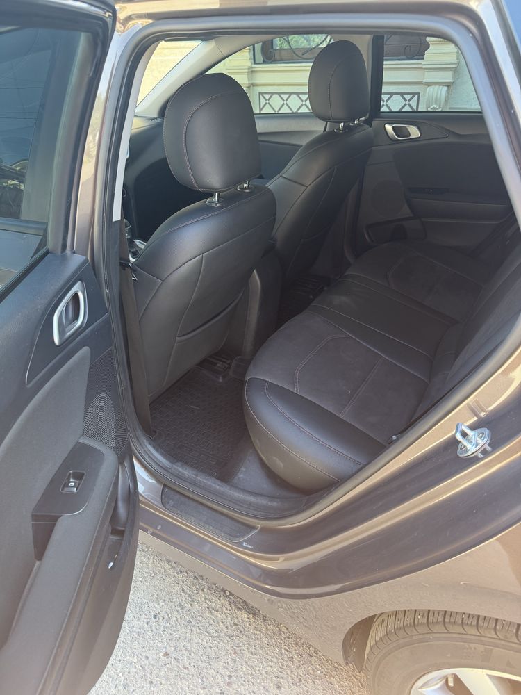 Kia ceed universal 2019