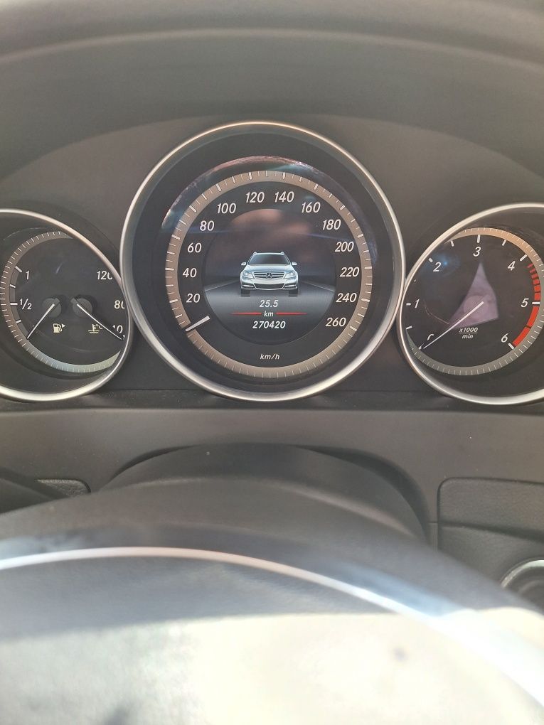 Мерцедес C180 CDI face 2013