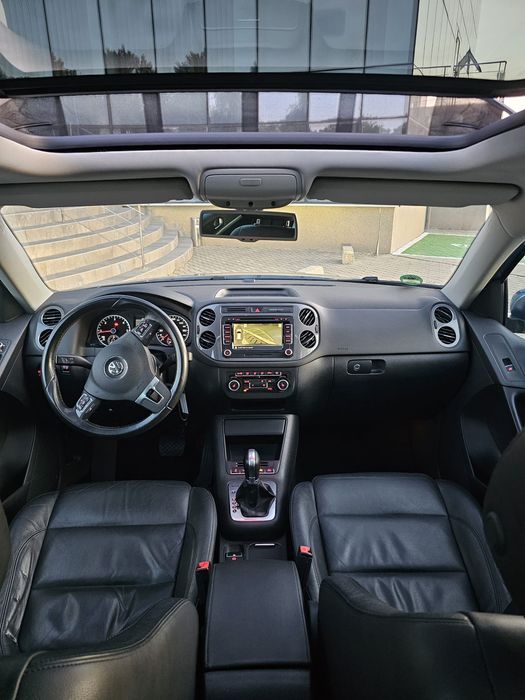 Volkswagen-tiguan-track-style-4motion-navi-pano-dsg