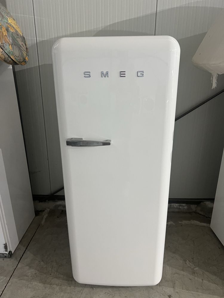 Хладилници SMEG внос от Германия