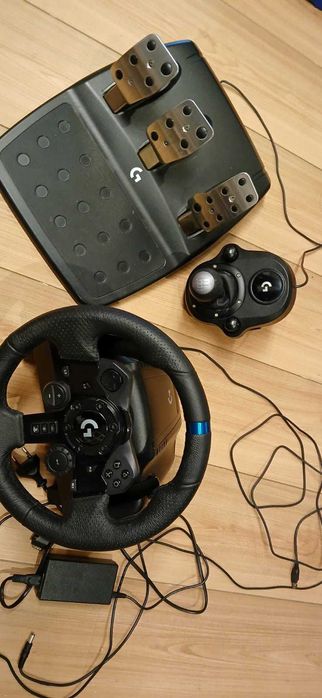 Volan Logitech G923 + Pedale + Schimbator