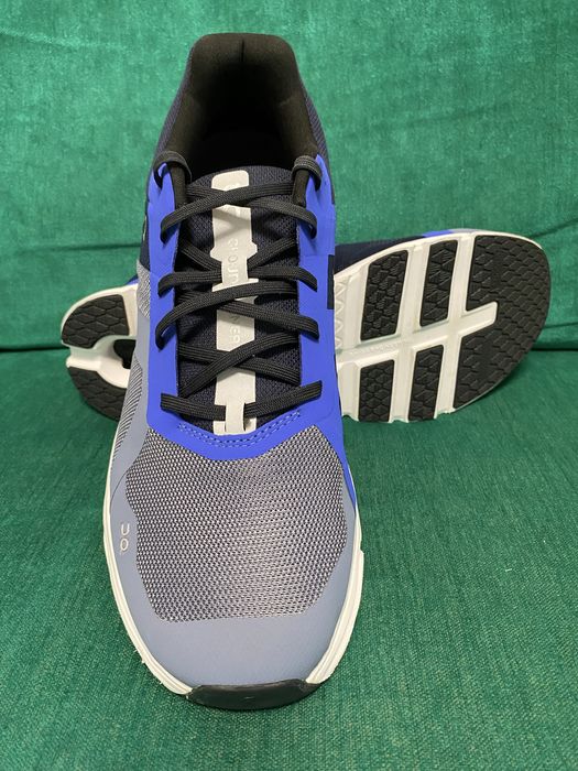 Pantofi sport On Running Cloudrunner marimea 47.5