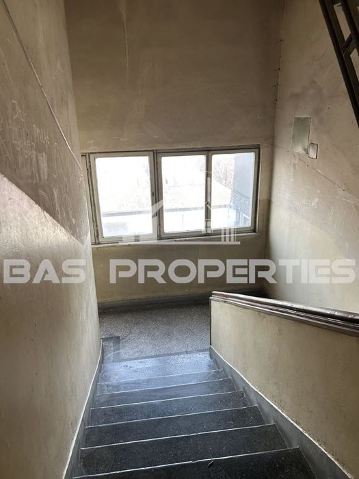 Продава се Двустаен апартамент в София, Левски - 64 кв.м за 1875 €/кв.м - Снимка #12