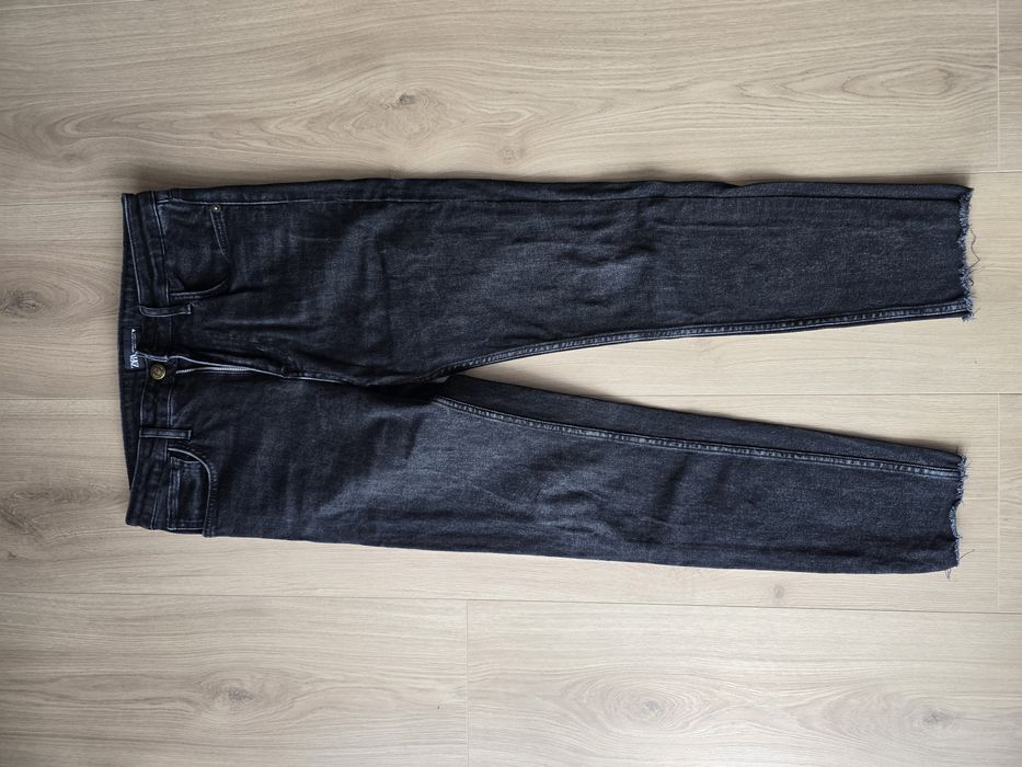 Blugi negri dama ZARA mărime 40