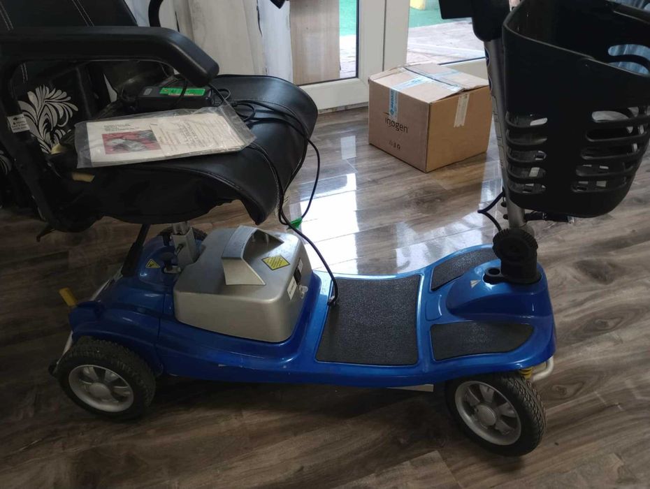 Scuter mobil pentru persoanele cu dizabilitati