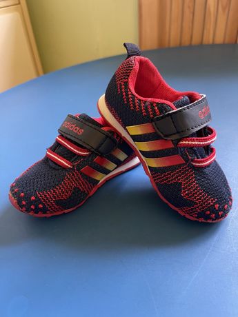 Кроссовки Adidas, 21 размер (1 год)