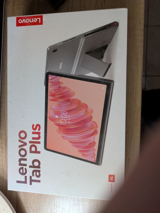 Tableta Lenovo Tab plus
